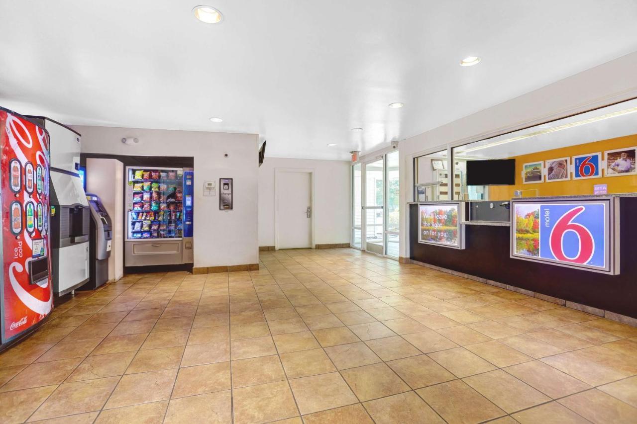 Motel 6-Raleigh, Nc - North Exterior photo
